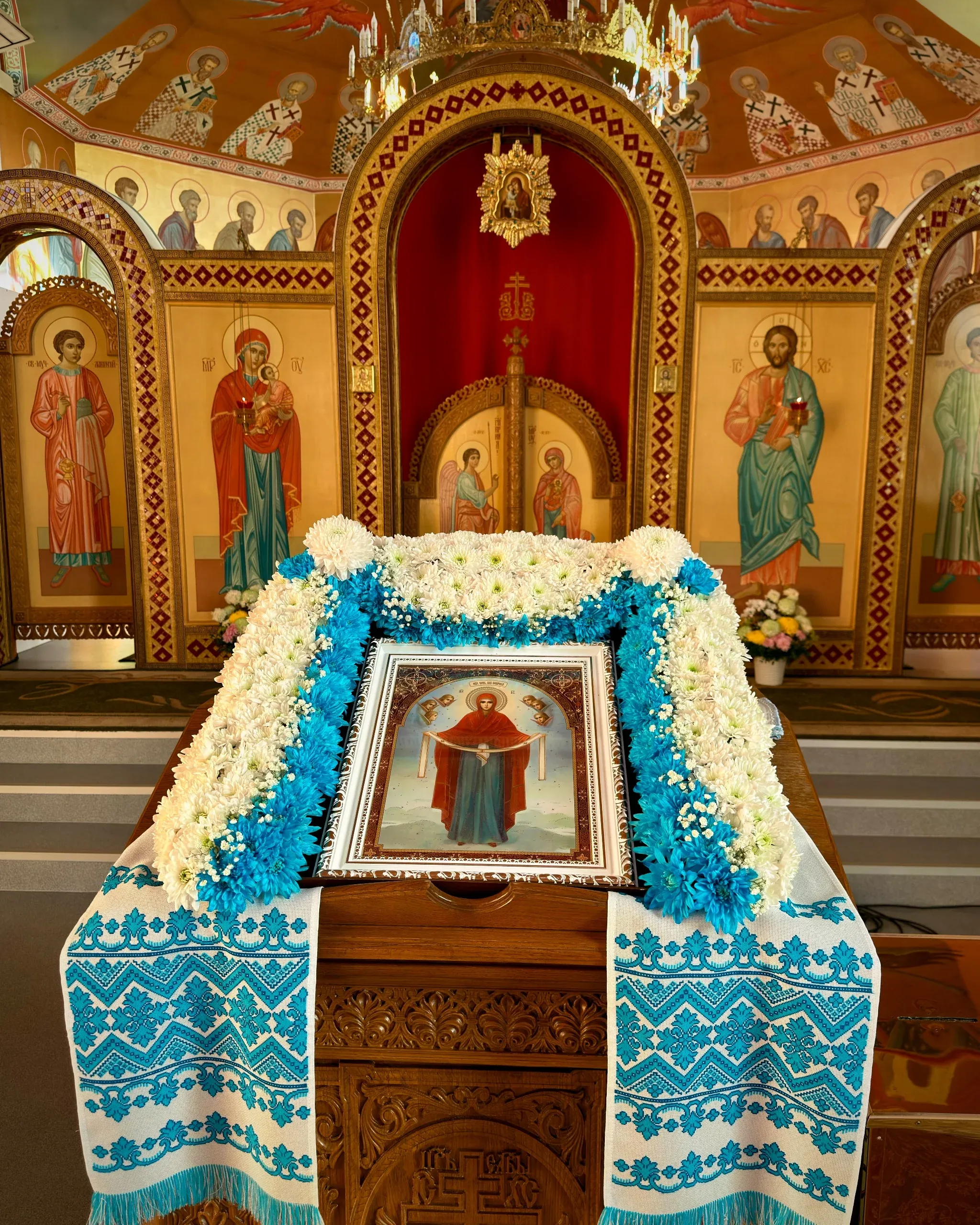Всенічне бдіння напередодні свята Покрови Пресвятої Богородиці у храмі преподобного Сергія — фото 1