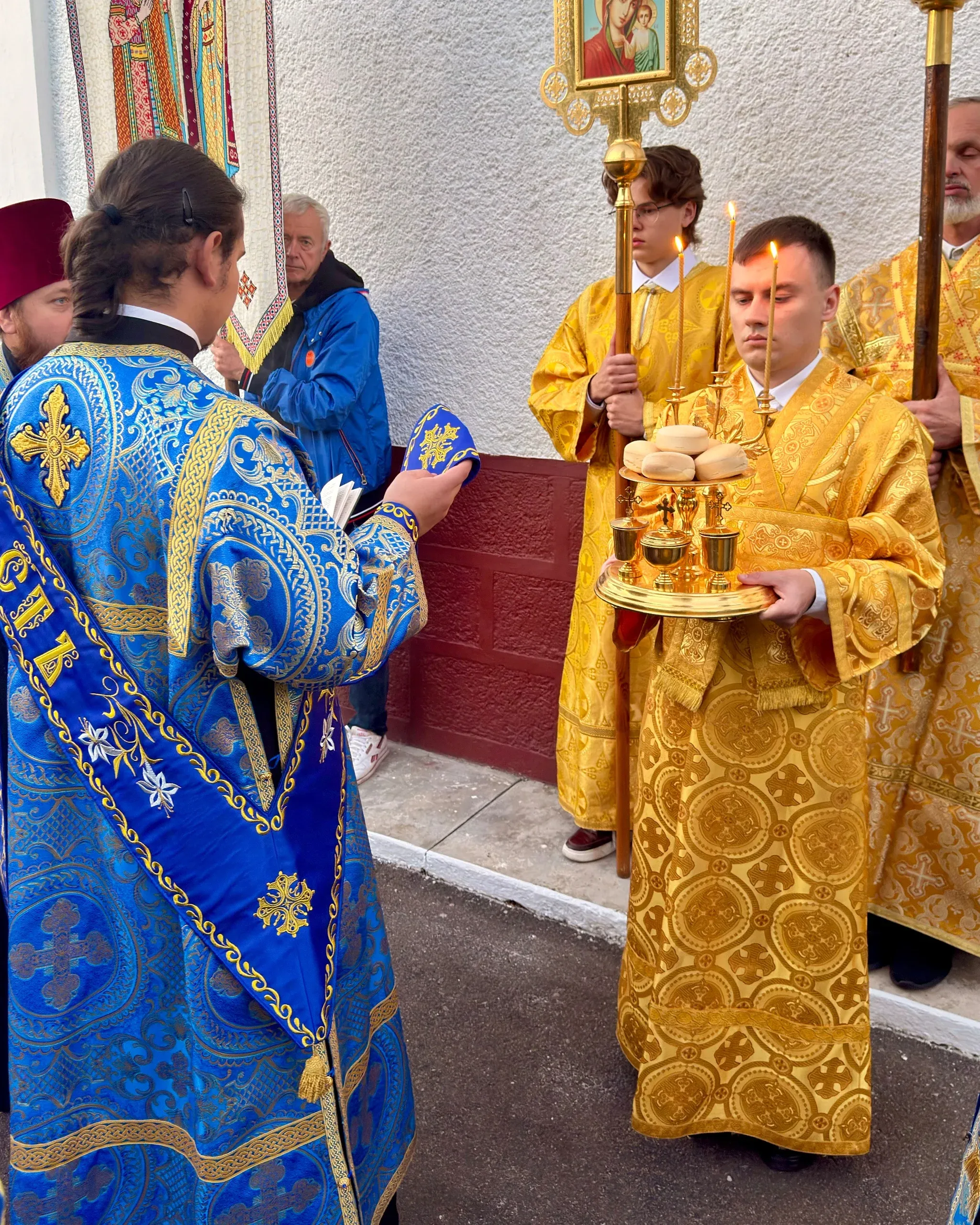 Всенічне бдіння напередодні свята Покрови Пресвятої Богородиці у храмі преподобного Сергія — фото 5